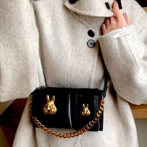🆕 Vintage Retro Rabbit Head Crossbody Bag with Multi Pockets, Trendy Chain